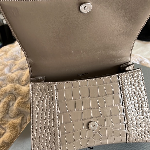 Balenciaga hourglass croc embossed leather bag - Picture 14 of 16